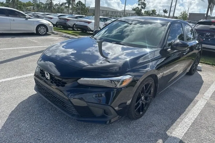 2023 Honda Civic Sport photo 1