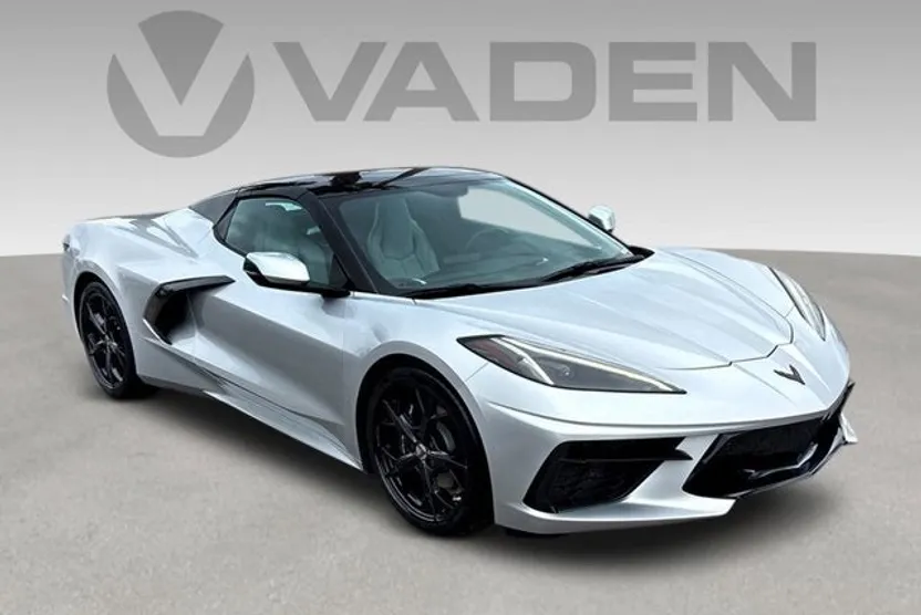 2020 Chevrolet Corvette Stingray 2LT photo 1