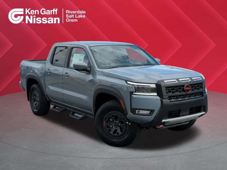 2025 Nissan Frontier PRO-4X photo 1
