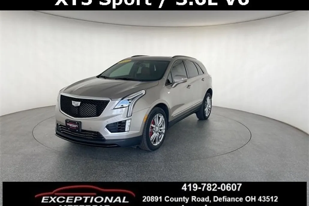 2023 Cadillac XT5 Sport photo 1
