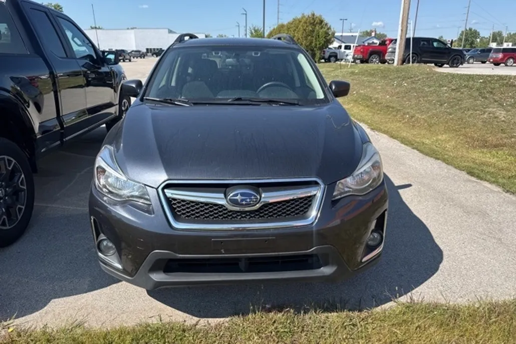 2017 Subaru Crosstrek 2.0i Premium photo 1