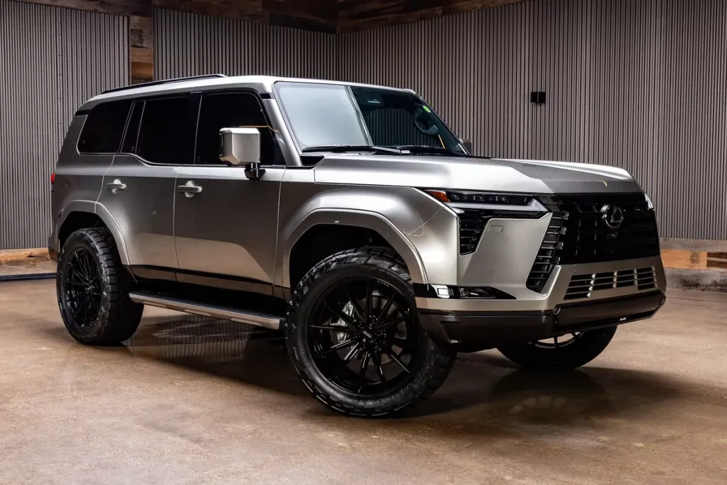 2024 Lexus GX 550 Luxury photo 1