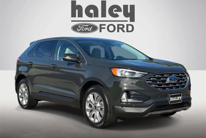 2024 Ford Edge Titanium photo 1