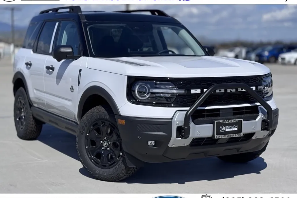 2025 Ford Bronco Sport Outer Banks photo 1