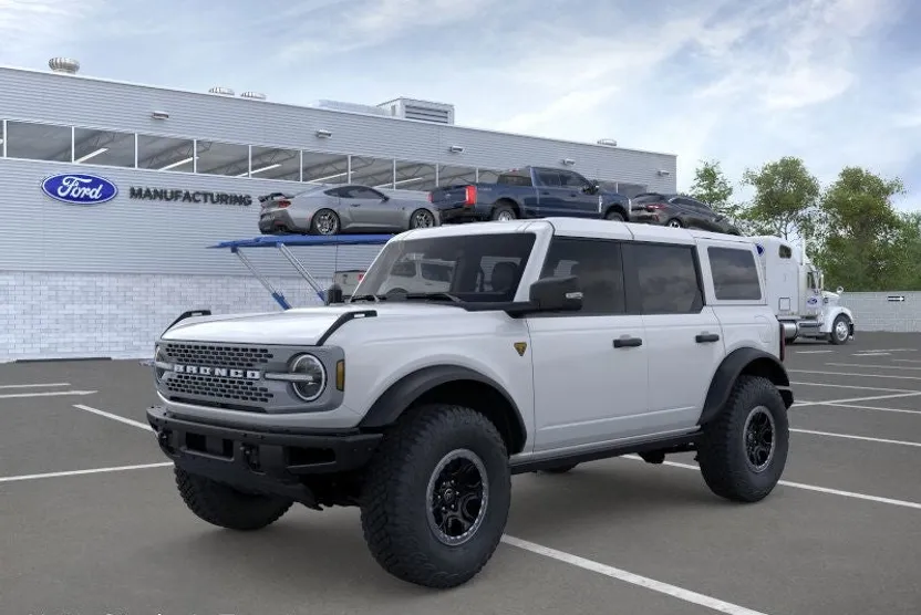 2025 Ford Bronco Badlands photo 1