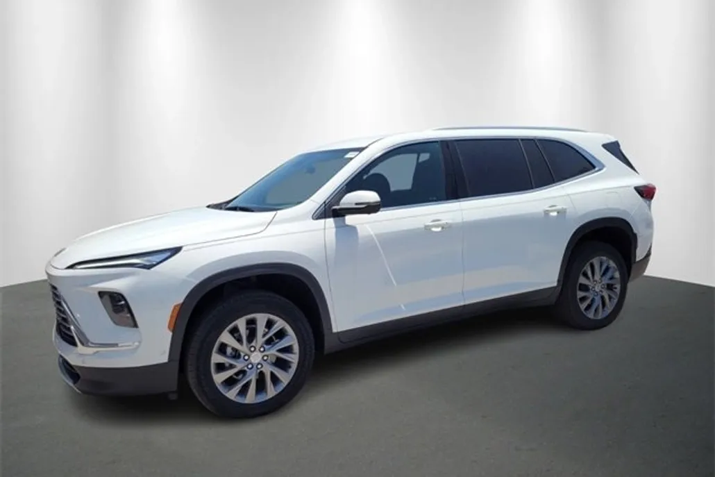 2025 Buick Enclave Preferred photo 1