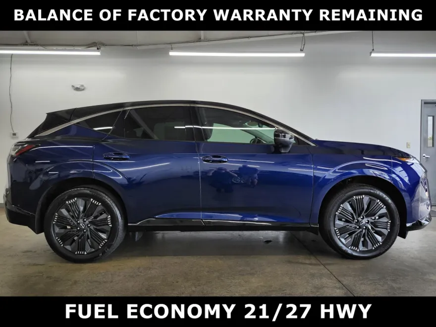 2025 Nissan Murano Platinum photo 1