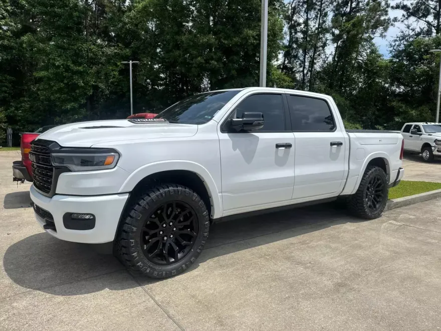 2025 Ram 1500 Limited photo 1