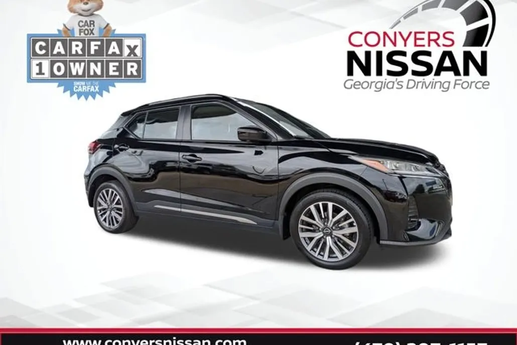 2023 Nissan Kicks SR photo 1
