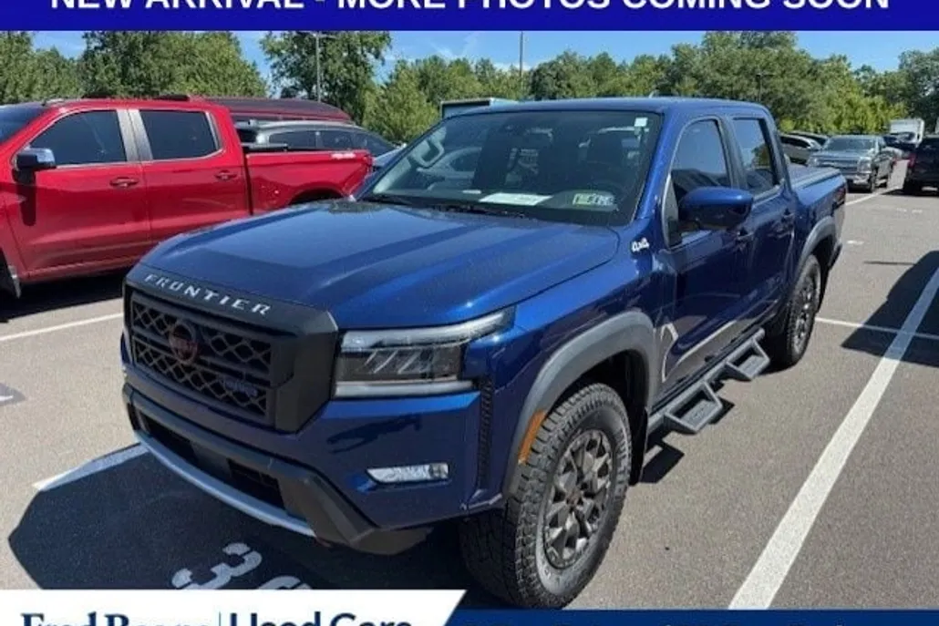 2022 Nissan Frontier PRO-4X photo 1