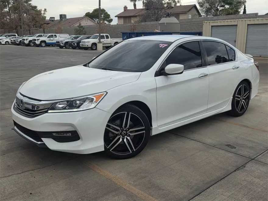 2017 Honda Accord Sport SE photo 1