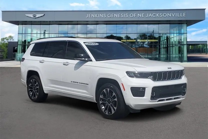 2021 Jeep Grand Cherokee Overland photo 1