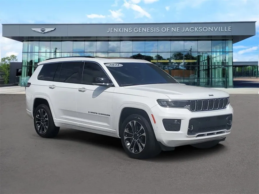 2021 Jeep Grand Cherokee Overland photo 1
