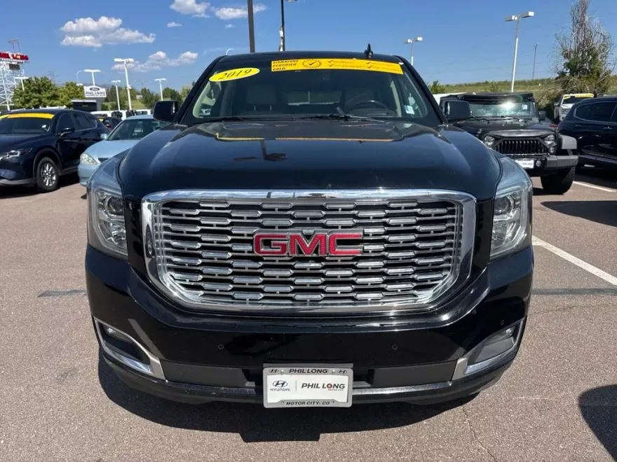 2019 Gmc Yukon Denali photo 1