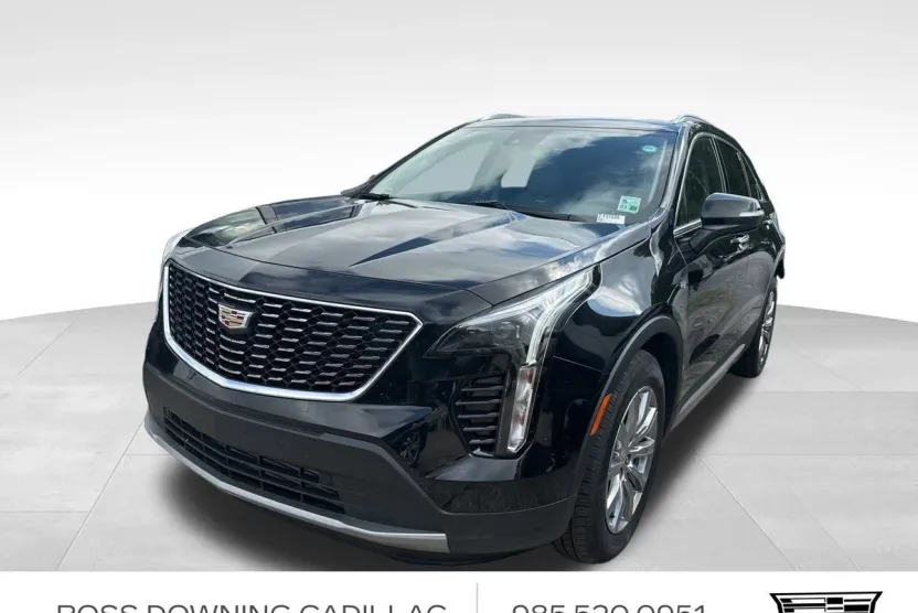 2023 Cadillac XT4 Premium Luxury photo 1