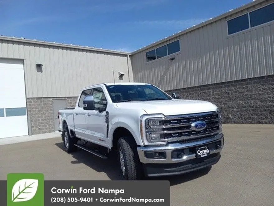 2025 Ford F-350 Lariat photo 1