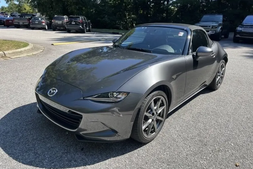 2021 Mazda MX-5 Miata Miata Grand Touring photo 1