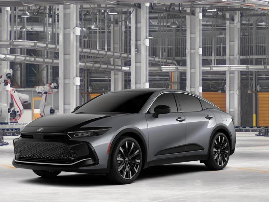 2026 Toyota Crown Platinum photo 1
