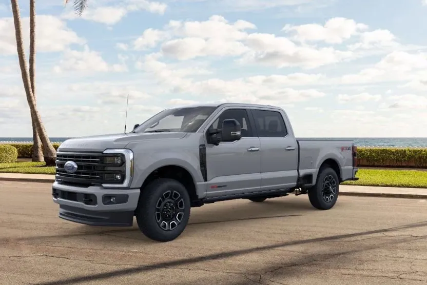 2025 Ford F-250 Platinum photo 1