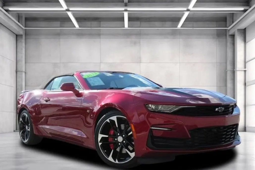 2023 Chevrolet Camaro 2SS photo 1