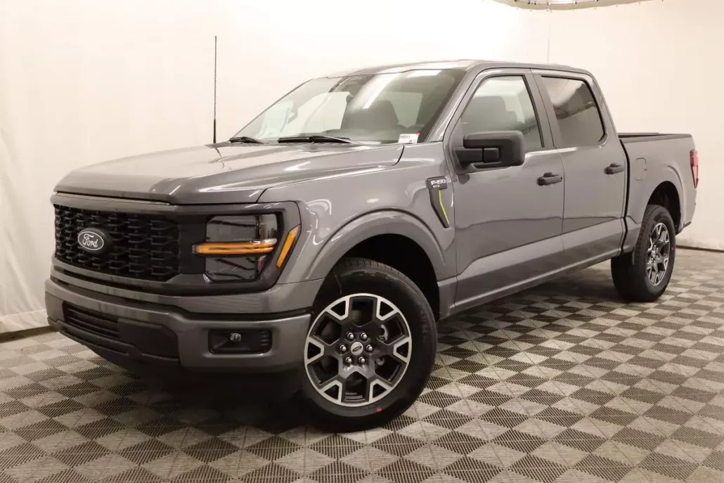 2025 Ford F-150 STX photo 1