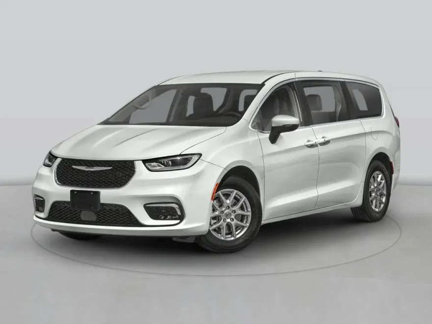 2023 Chrysler Pacifica Touring L photo 1