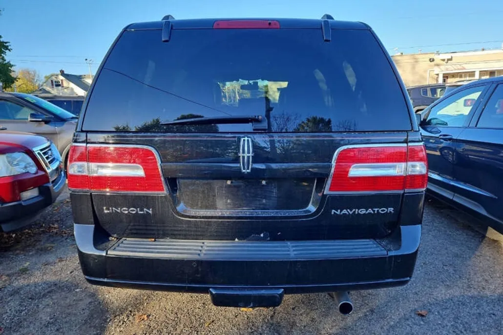 2014 Lincoln Navigator photo 1