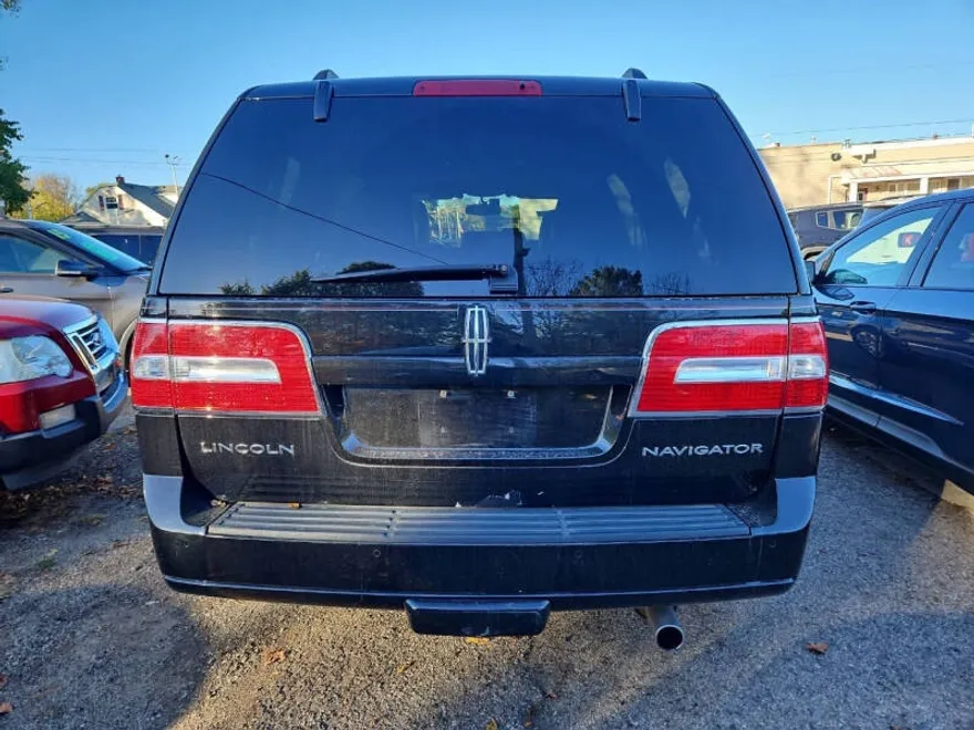 2014 Lincoln Navigator photo 1