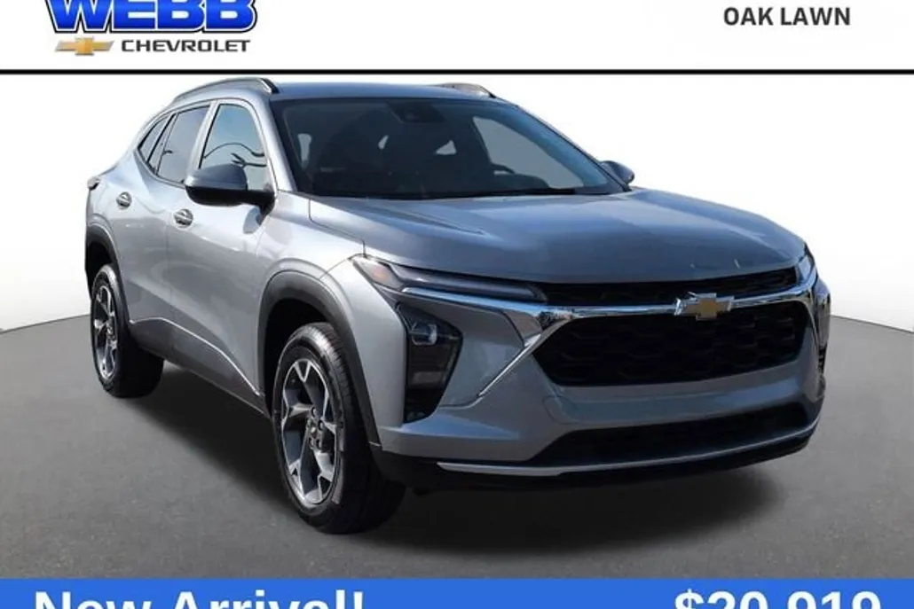 2024 Chevrolet Trax LT photo 1