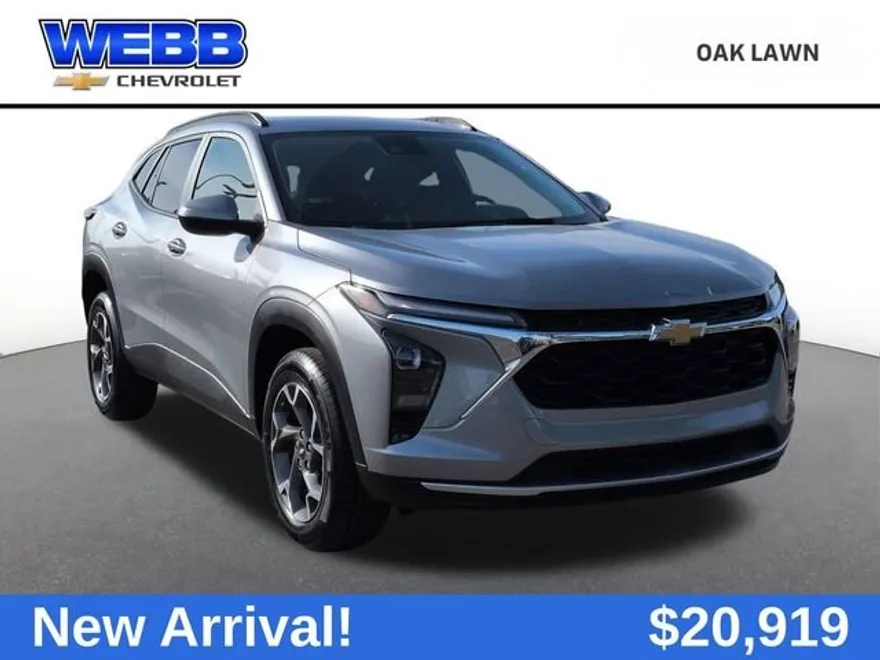 2024 Chevrolet Trax LT photo 1