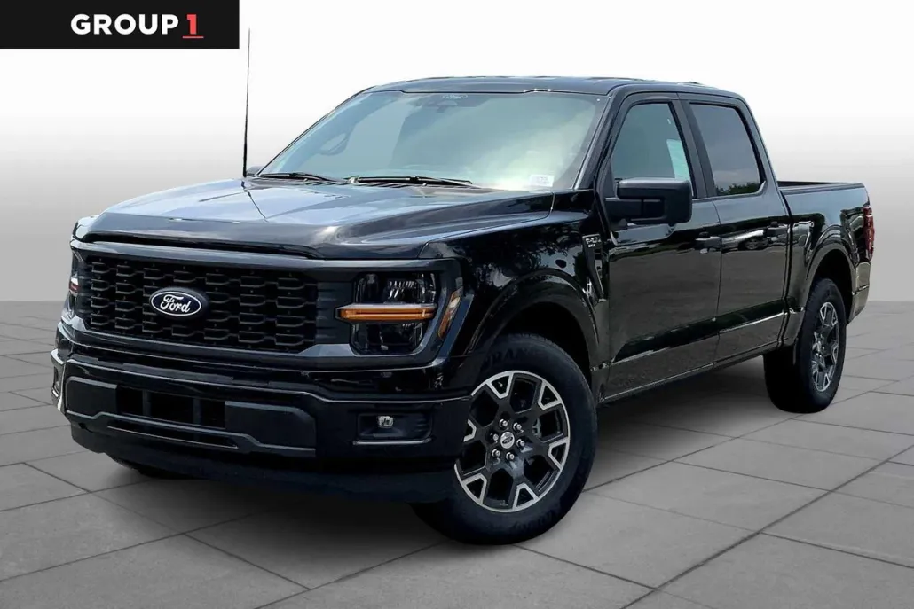 2025 Ford F-150 STX photo 1