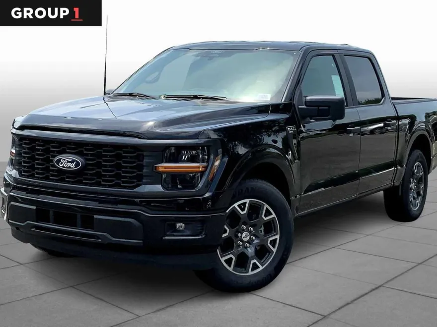 2025 Ford F-150 STX photo 1