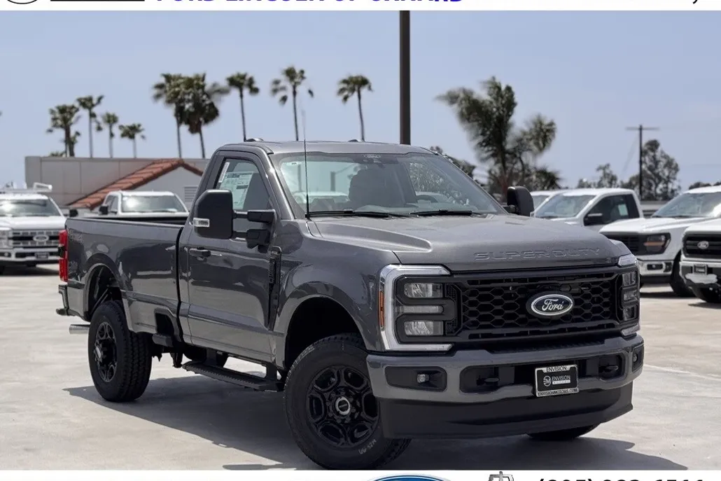 2025 Ford F-350 XL photo 1