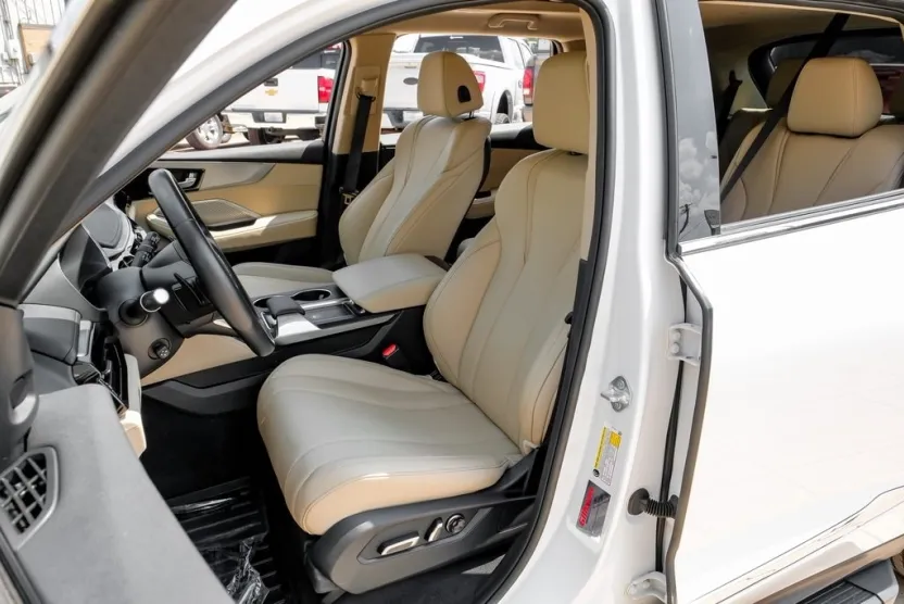 2023 Acura MDX photo 1