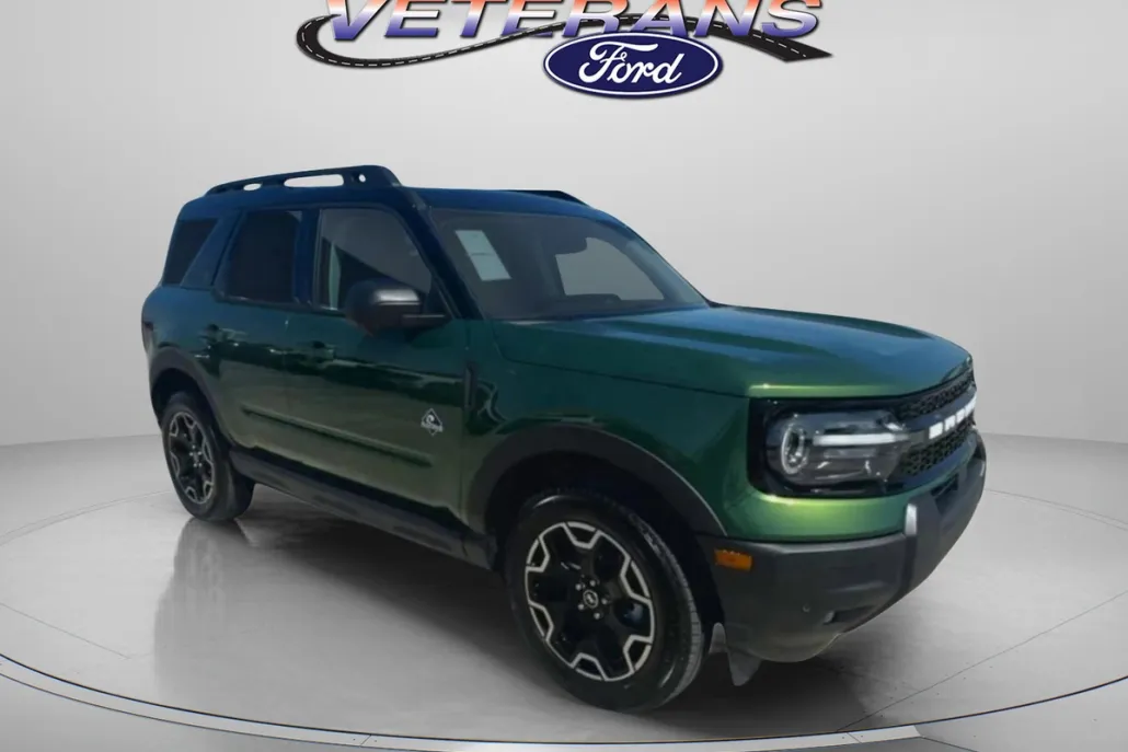 2025 Ford Bronco Sport Outer Banks photo 1