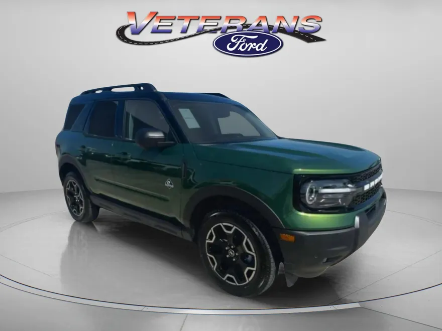 2025 Ford Bronco Sport Outer Banks photo 1