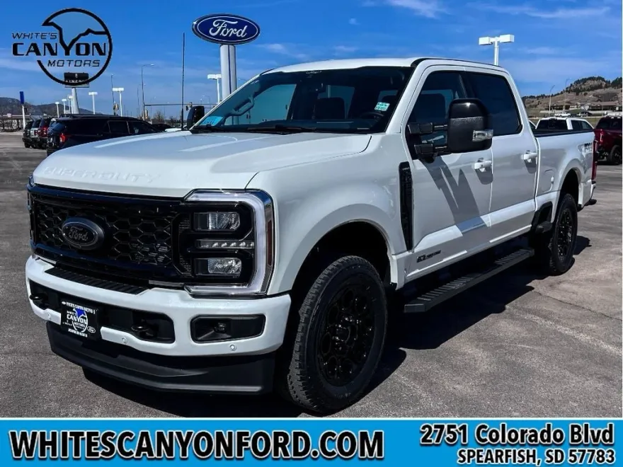 2025 Ford F-250 Lariat photo 1