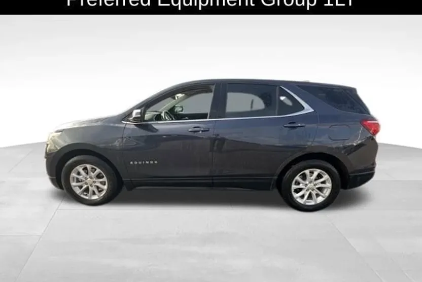 2018 Chevrolet Equinox LT photo 1