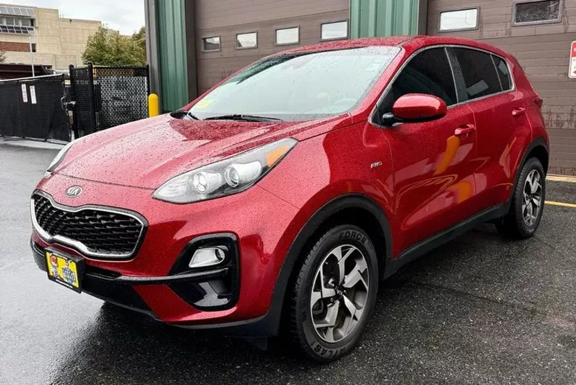 2020 Kia Sportage LX photo 1