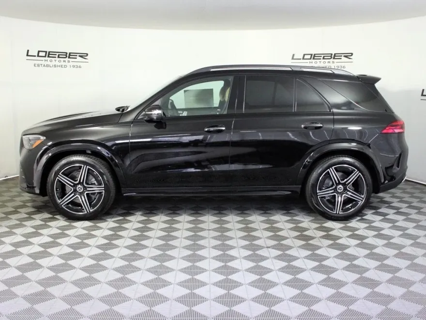 2026 Mercedes Benz GLE 450 4MATIC photo 1