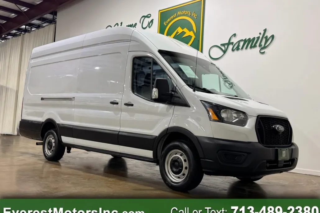 2021 Ford Transit Cargo Van photo 1
