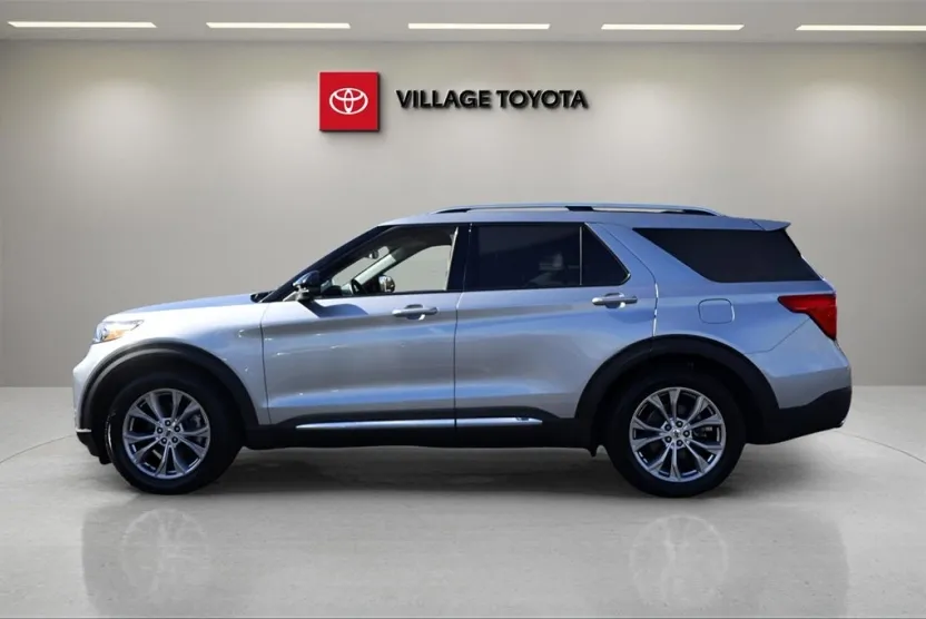 2022 Ford Explorer Limited photo 1