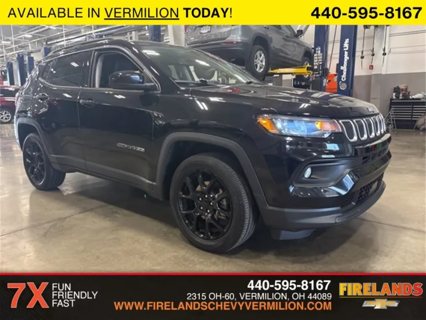 2022 Jeep Compass Latitude Lux photo 1