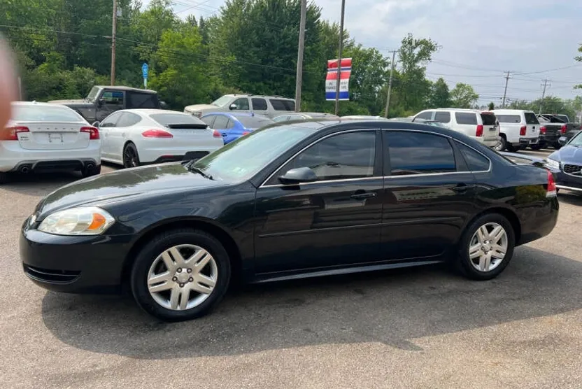 2012 Chevrolet Impala photo 1