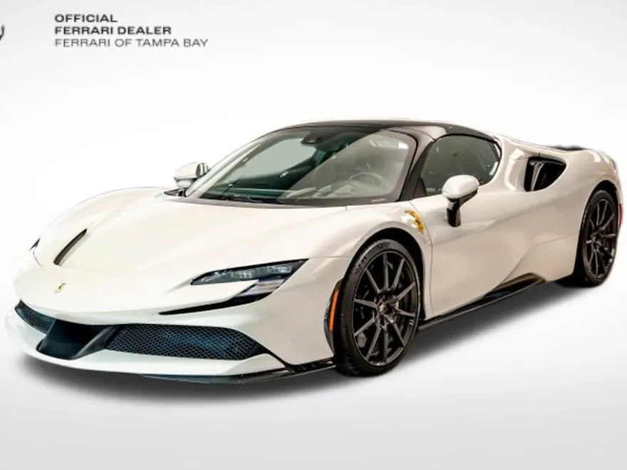2025 Ferrari SF90 Spider photo 1