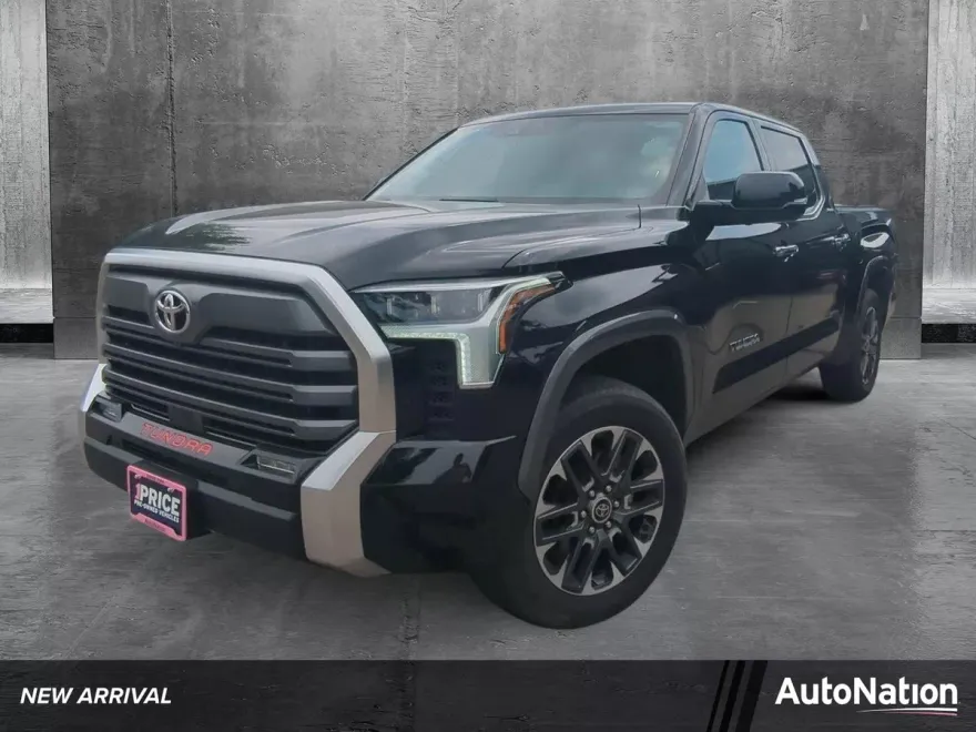 2022 Toyota Tundra Limited photo 1