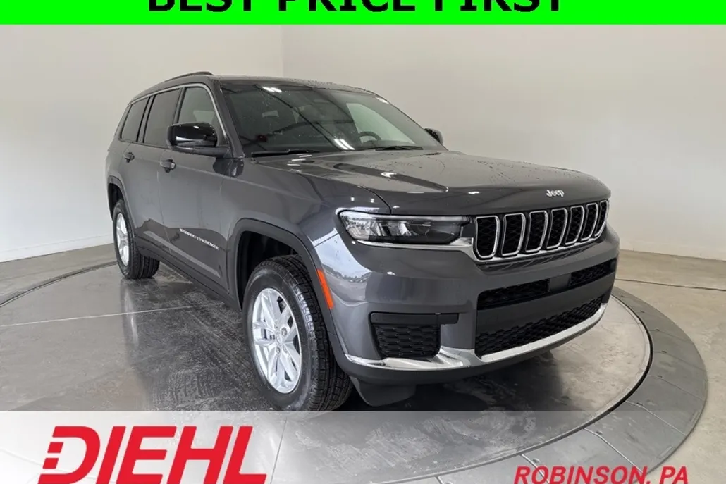 2025 Jeep Grand Cherokee Laredo photo 1