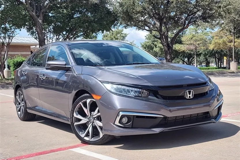 2021 Honda Civic Touring photo 1