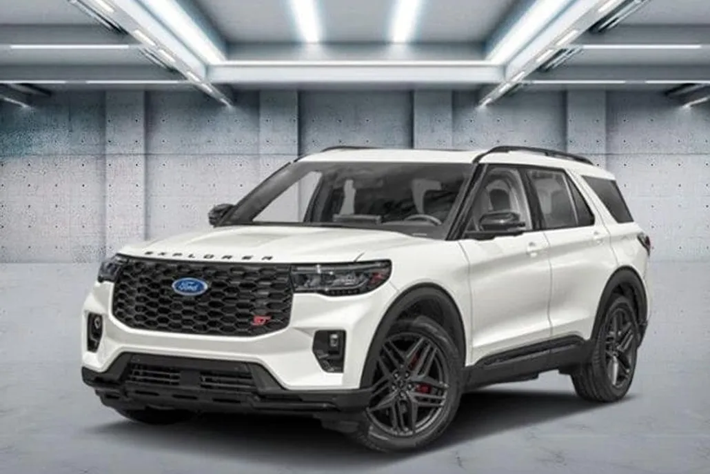 2025 Ford Explorer ST photo 1