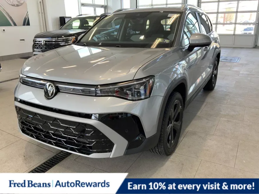 2025 Volkswagen Taos SEL photo 1